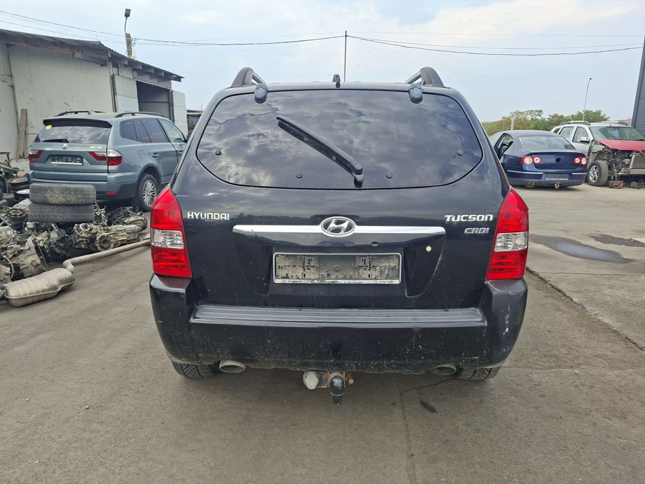 Dezmembram Hyundai Tucson, an 2008, 2.0 d, 4x4