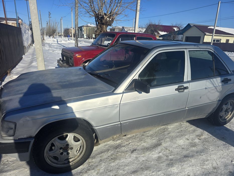 Продам 190 мерседес автомат