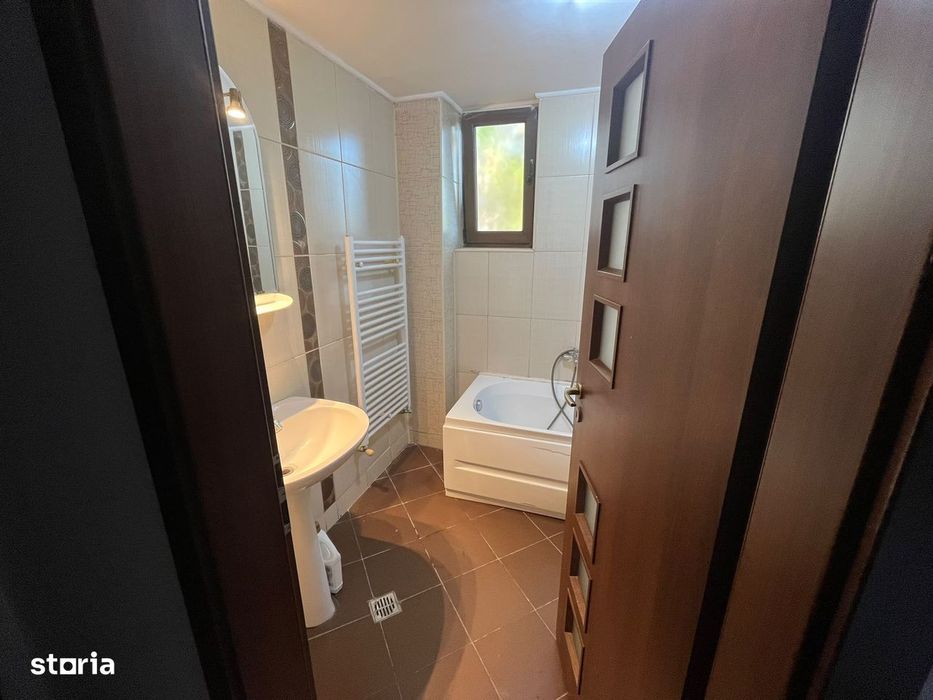 Apartament de inchiriat cu 3 camere