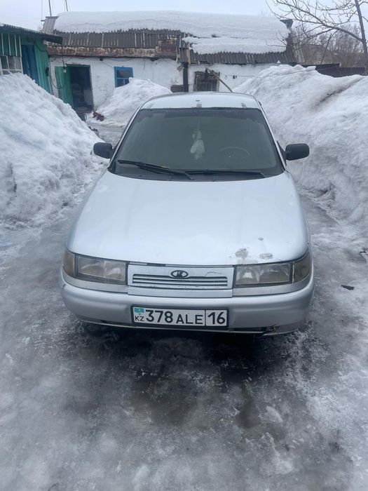 ВАЗ (ЛАДА 2110).