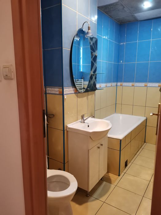 Închiriez apartament doua camere în Arad