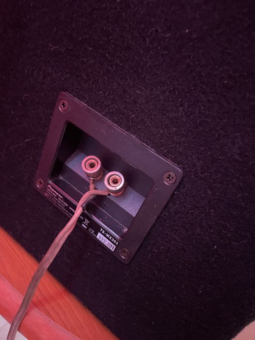 Subwoofer Pioneer TS-WX303 (“12”’) bass-reflex 30cm with built in Pioneer box - 1200W max