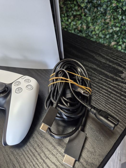 Конзола Ps5 pro с кутия