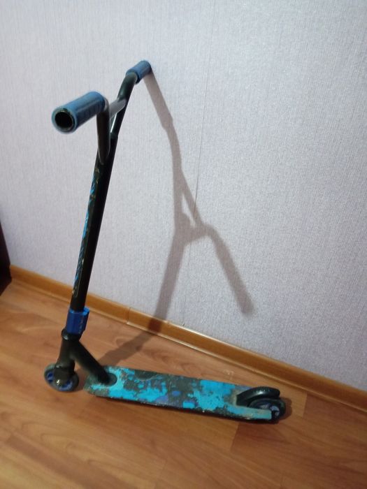 Самокат трюковой