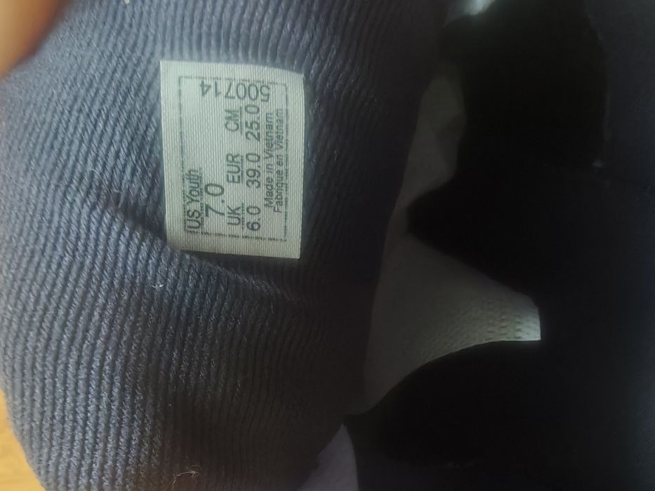 Vând Vans Numărul 39