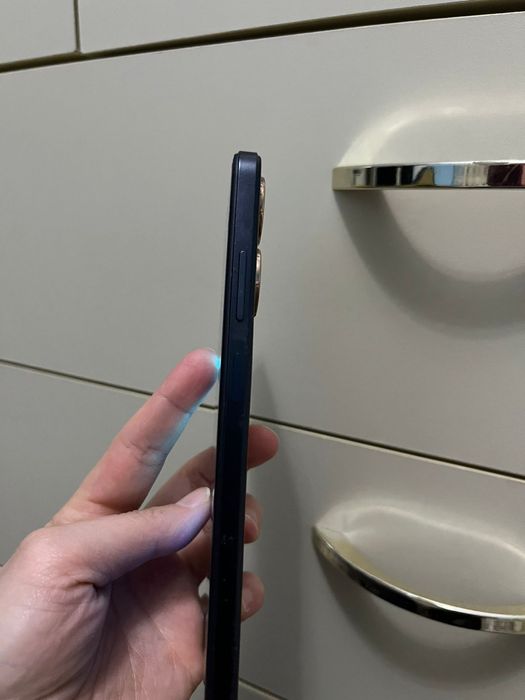 Продам срочно ZTE Nubia 256gb