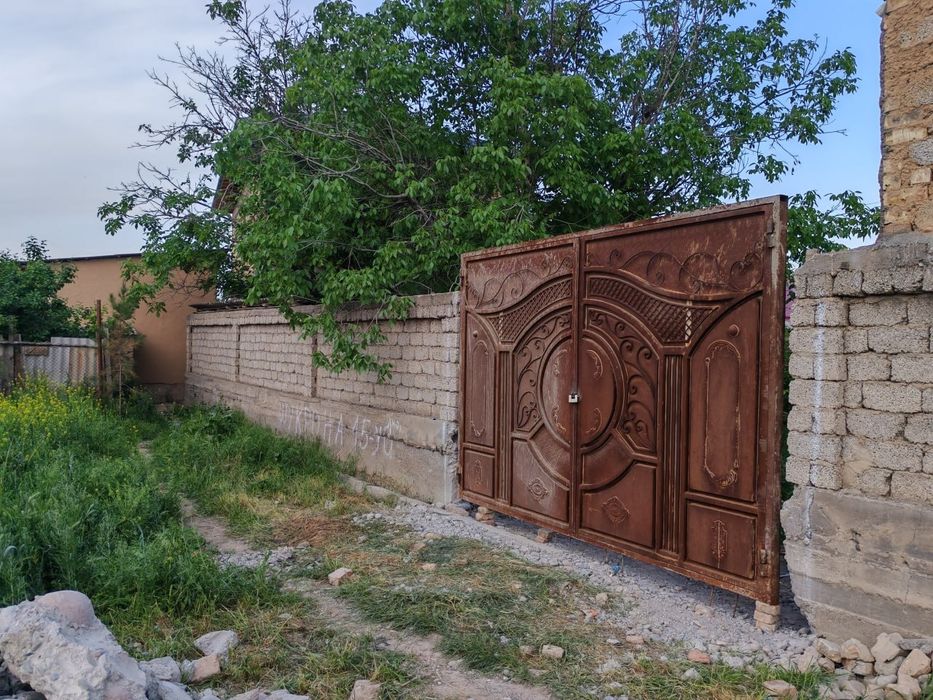 Qibray tumanida yer sotiladi
