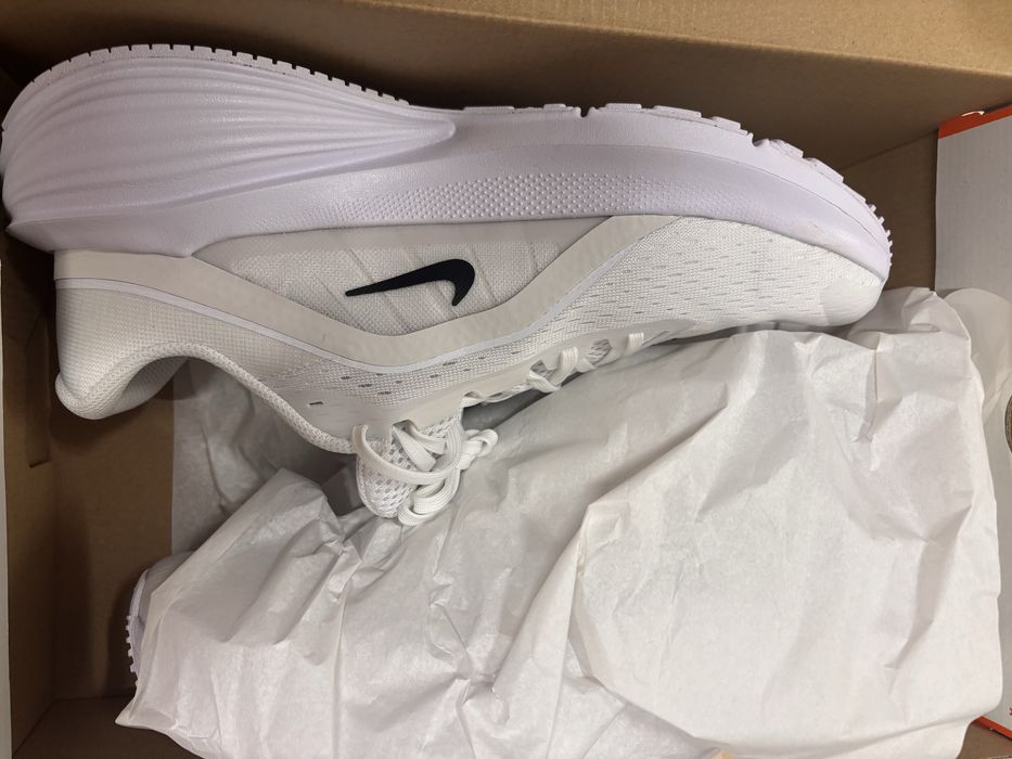 Adidasi nike marimea 44