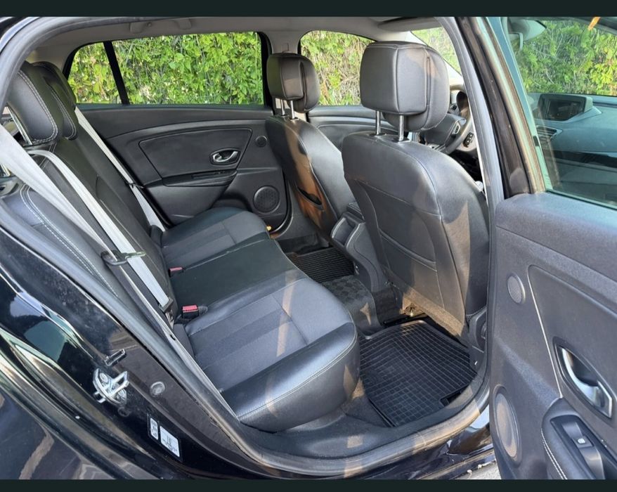 Vând renault megane 3  2012 motor 1.9 disel