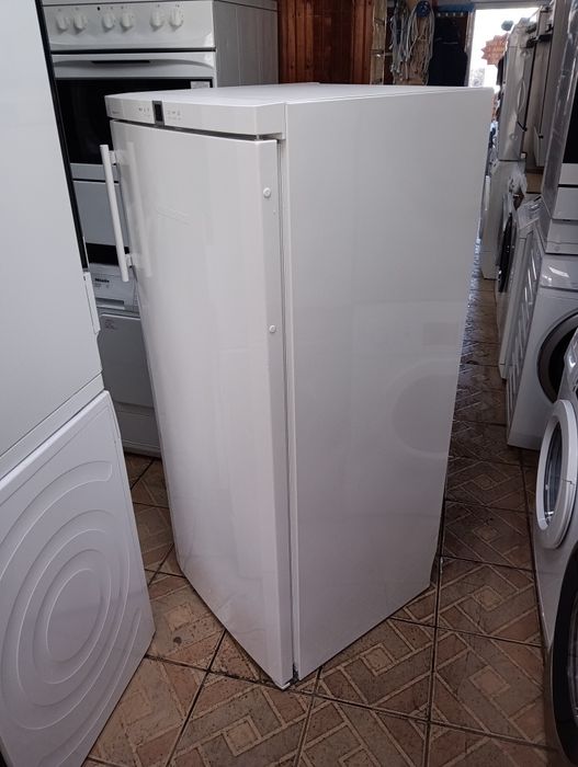 Последен модел голям фризер Liebherr с 2 год. Гаранция Made in Germany