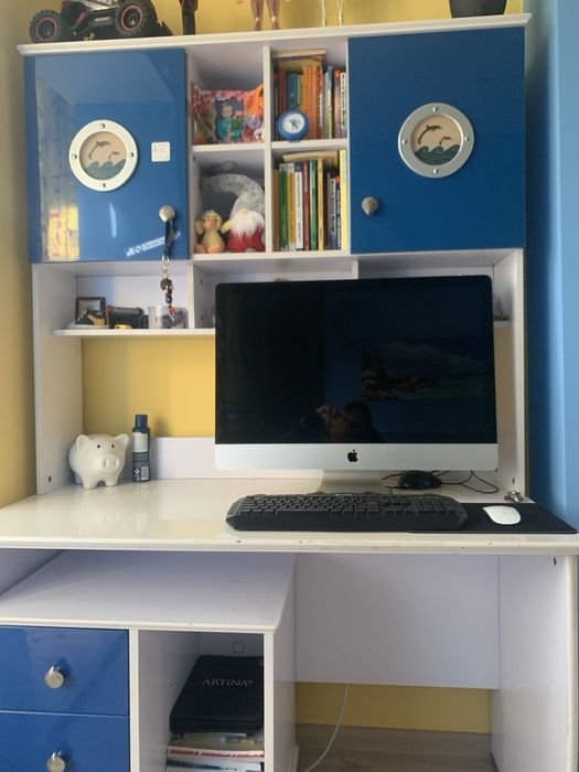 Бюро, контейнер и гардероб обзавеждане за детска стая