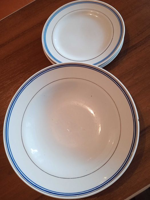 Столовая посуда б/у