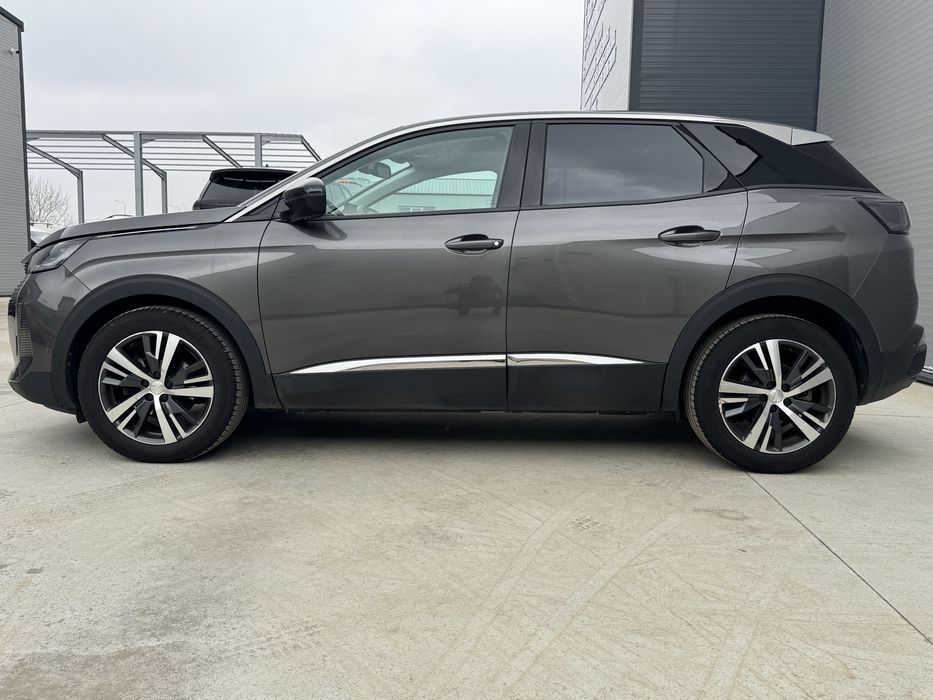 Peugeot 3008 Allure 2022 Automata/Faruri Led