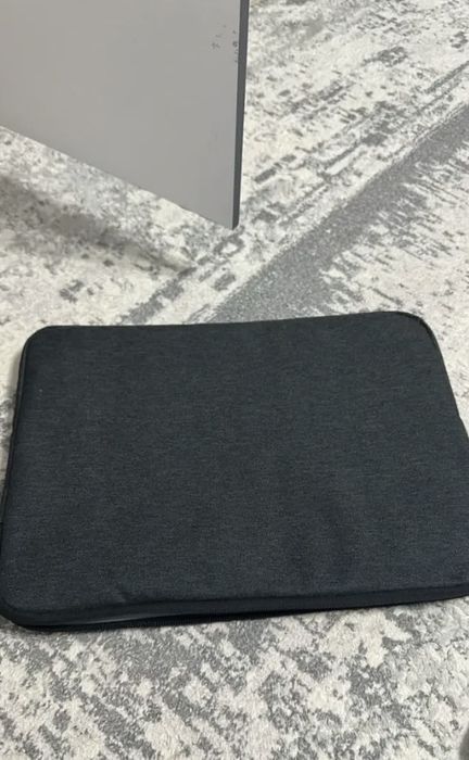 MacBook Air M3 13,6″ / 8 ГБ / 256 ГБ