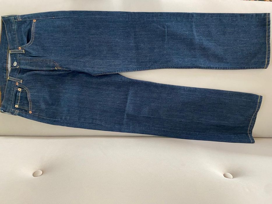 Продаются джинсы Levis