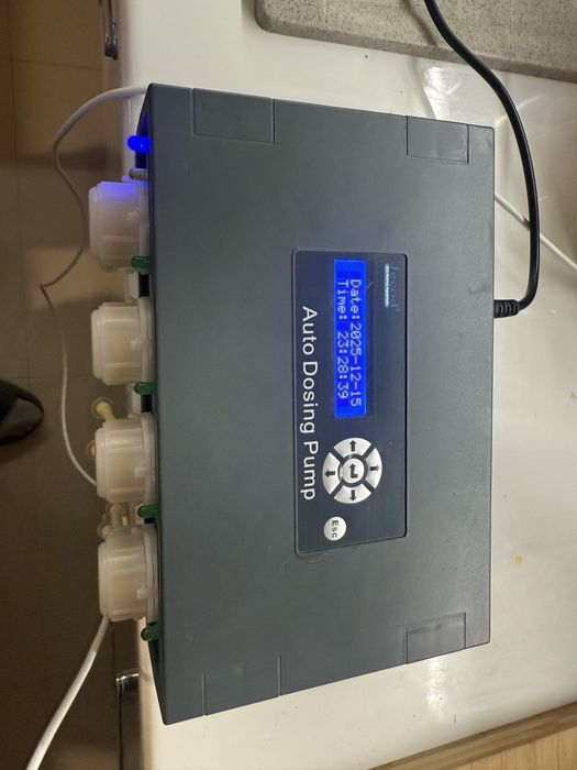 Дозираща помпа 4 канала jebao jecod