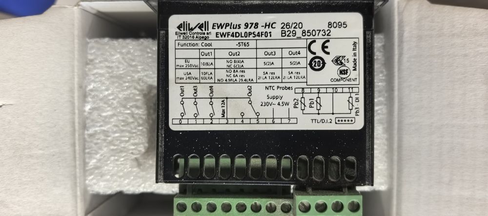 Vand termostat electronic/controler vitrine/dulapuri frigorifice