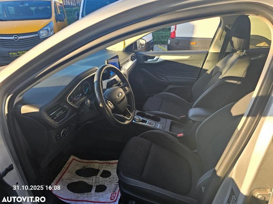 Ford focus 120 cp automat