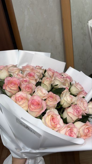 Продается цветы 31 шт розы