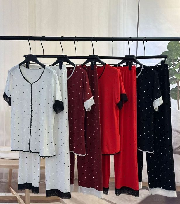 Домашняя одежда пижама