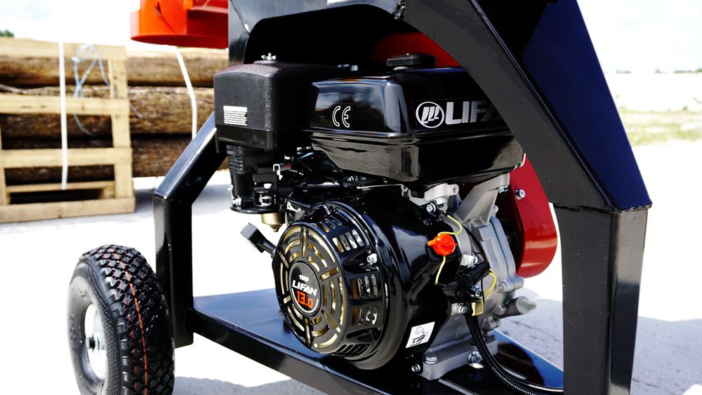 Tocător crengi benzina RS 100