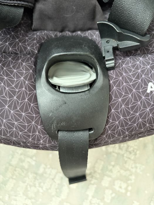 Scaun masina Maxi Cosi AxissFix