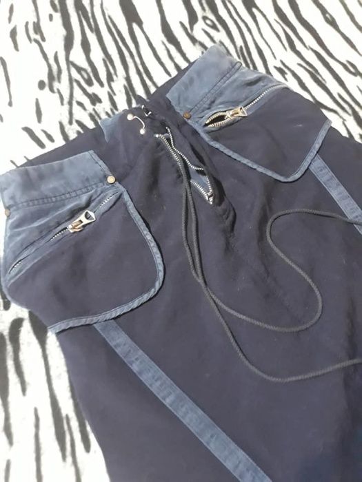 Нов Комплект Спортна Пола с Коприна и Тениска