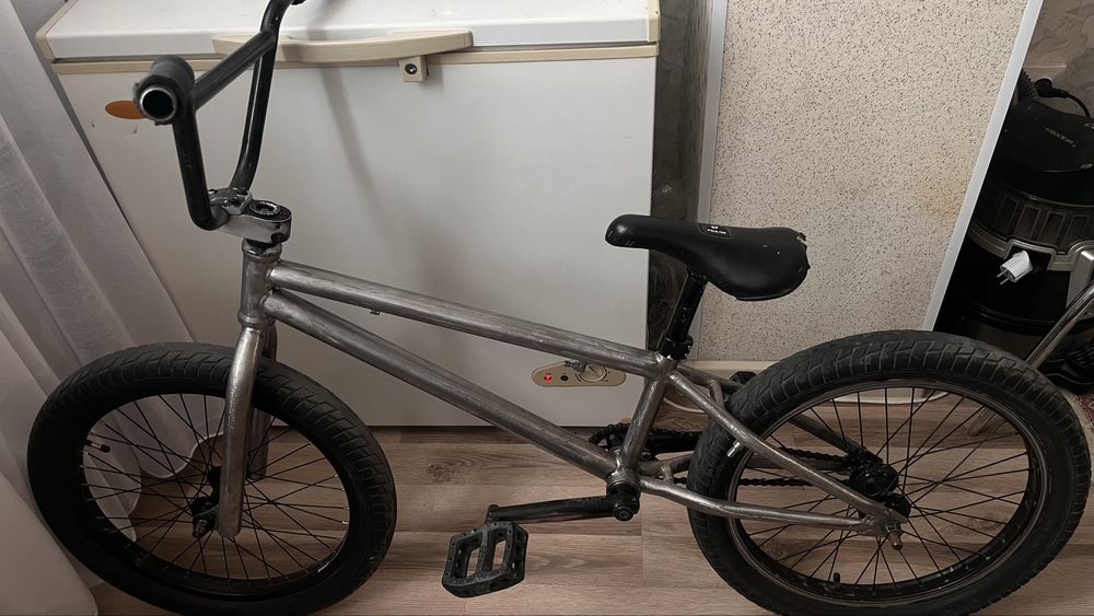 bmx  торг нету28000