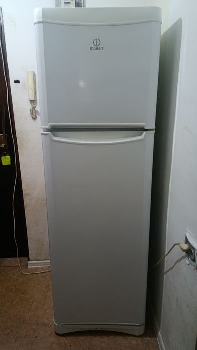 Холодильник 45000 тенге