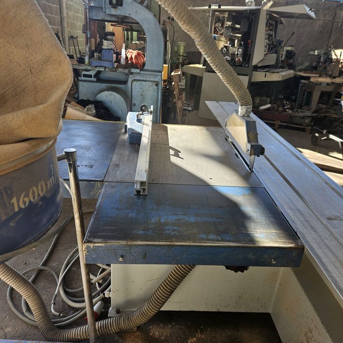 форматно разкройващ циркуляр 3200мм.с аспирация