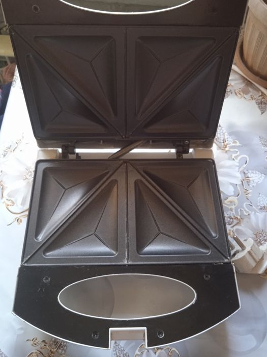 Тостер от Орифлейм.