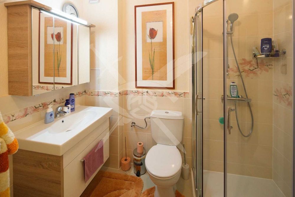 Продава се Двустаен апартамент в к.к. Слънчев бряг - 64 кв.м за 1243 €/кв.м - Снимка #2