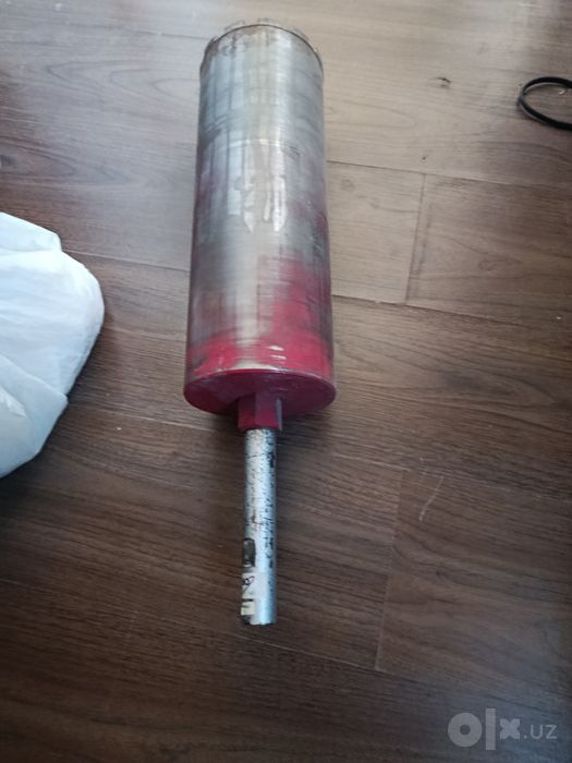 Sotiladi Almazniy karonka bilan potstavkasi