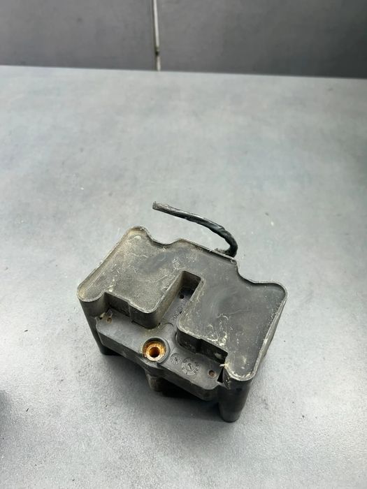 Bobina inductie 032905106B Volkswagen VW Golf 2001 1.6 MT (105 hp)