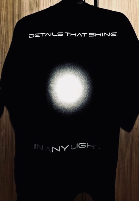 vand tricou nou cu eticheta mesaj privat