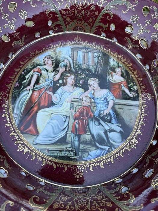 Fructiera meissen - portelan pictat, montura bronz aurit
