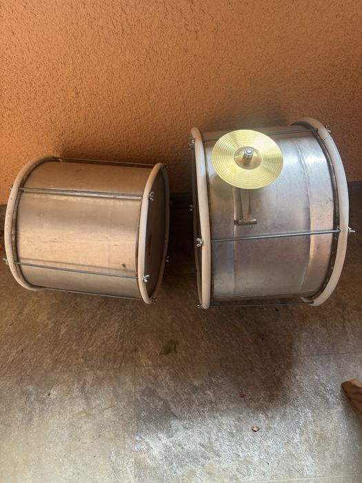 Acordeon  Delicia cu 60 basi si tobe