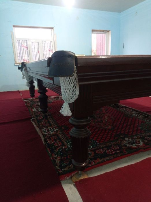 bilyard stol sotiladi