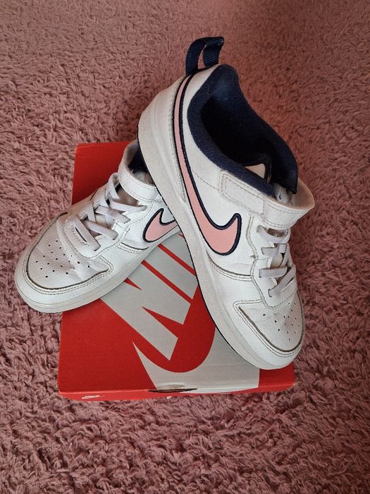 Детски кожени маратонки Nike