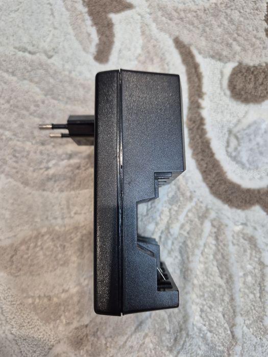 Зарядное устройство Camelion для батареек