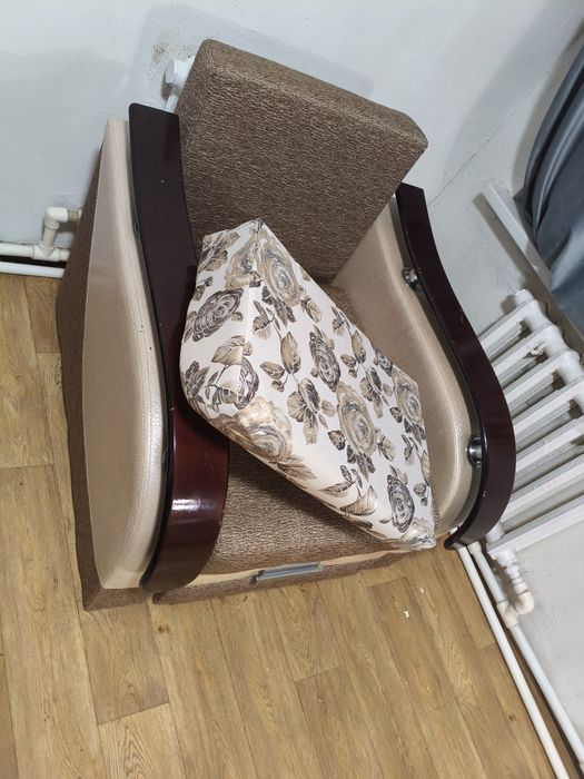 Срочно продам кресло