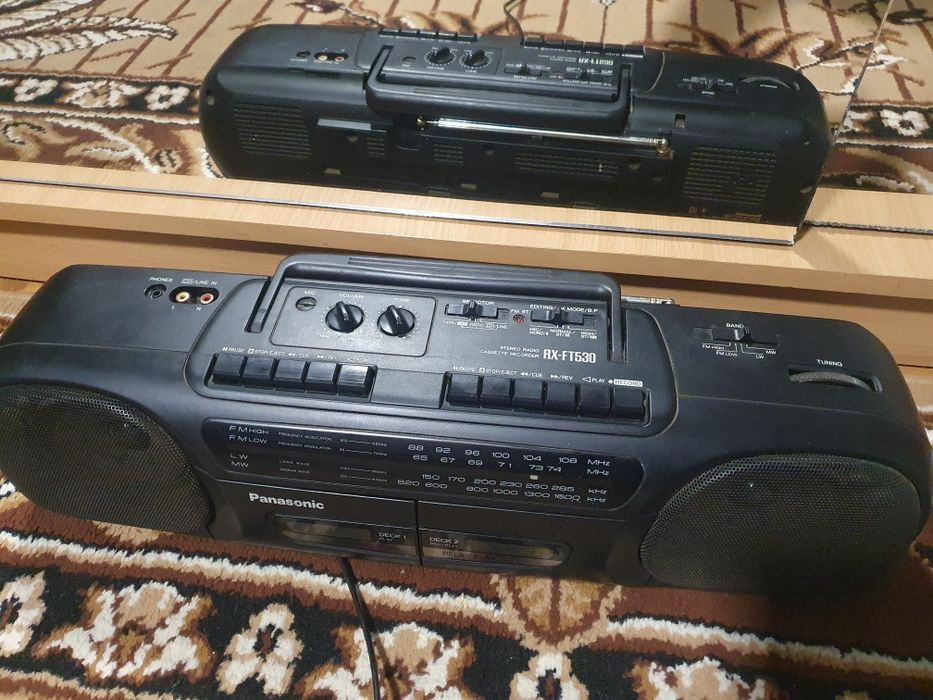 Radio casetofon  stereo panasonic  in stare exelenta pe caseta si radi