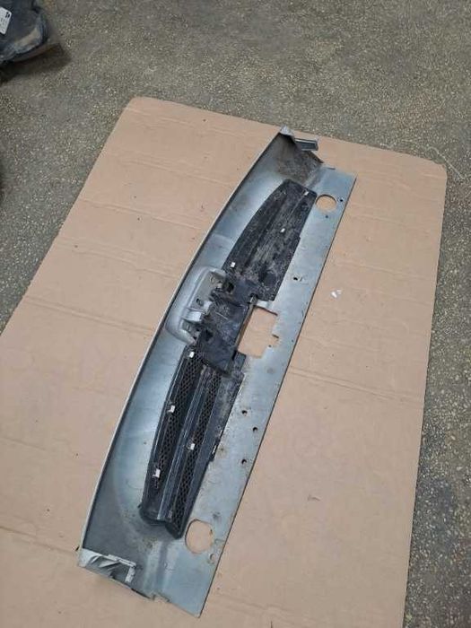 Grila radiator originala Peugeot Partner