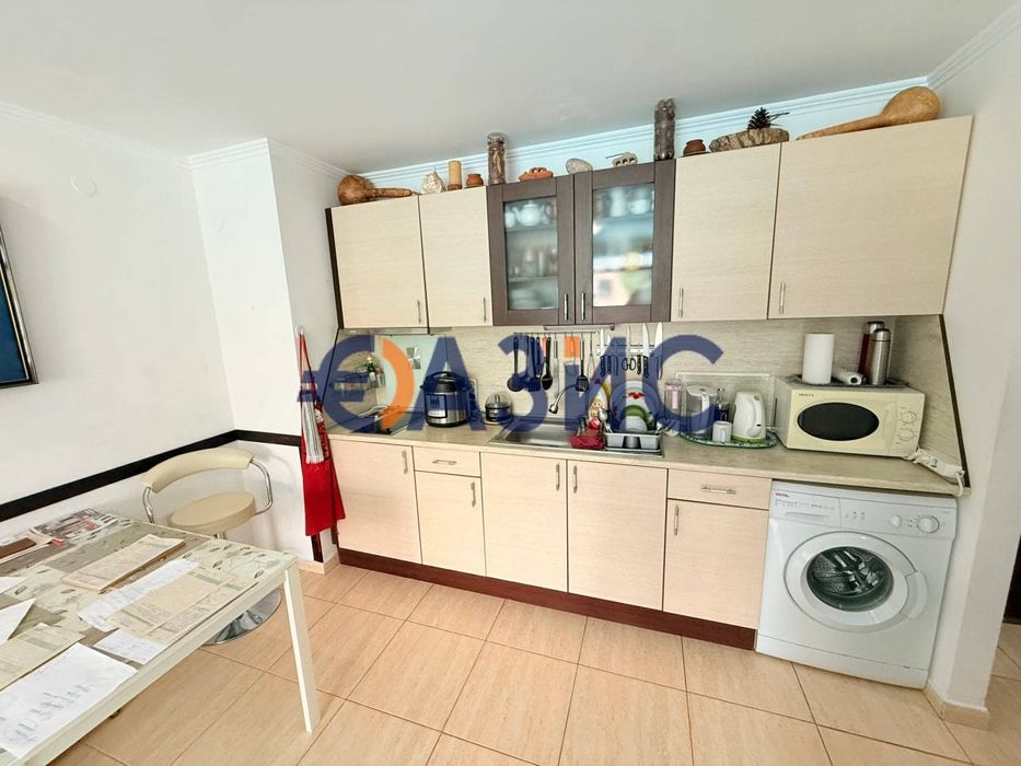 Продава се Двустаен апартамент в Свети Влас - 65 кв.м за 1339 €/кв.м - Снимка #8