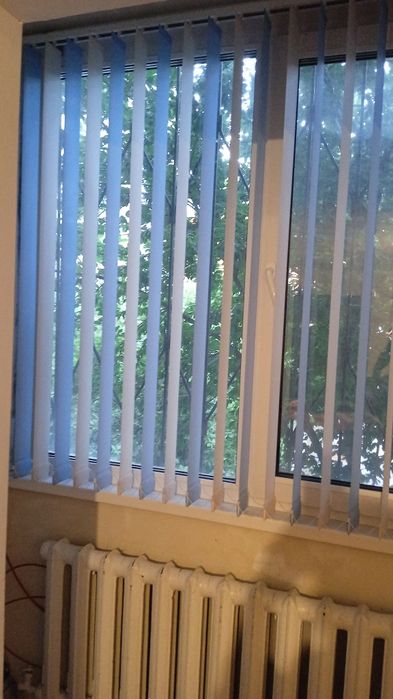 Срочно продам ролл шторы
