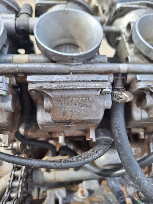 vând motor yamaha r thunderace