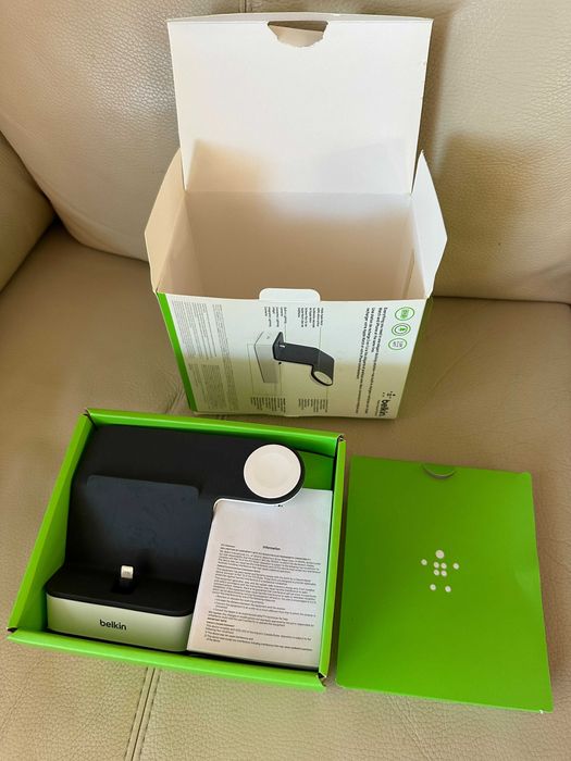 Станция за зареждане на iPhone и Apple Watch- Belkin