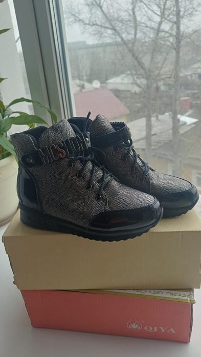 Продам обувь детские