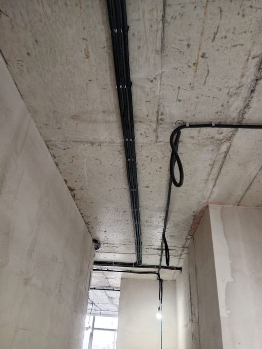 Электрик электромонтажник