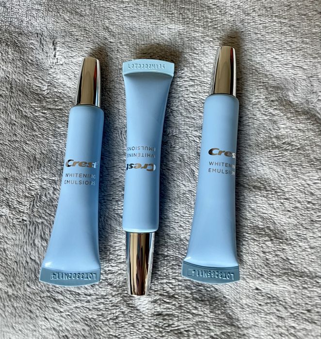 Избелваща паста и ленти за зъби Крест/Crest